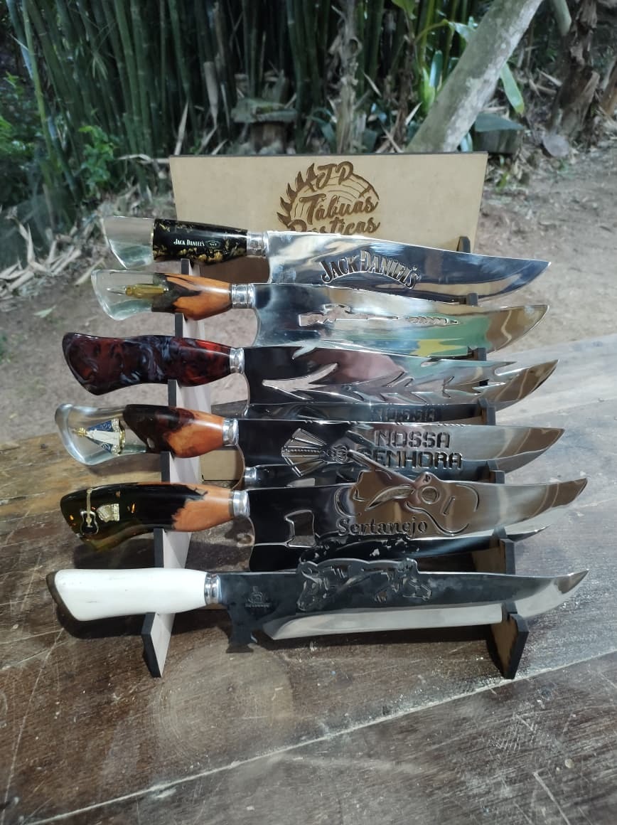 Facas Artesanais Personalizadas – Modelos Exclusivos Gravados em Aço Inox